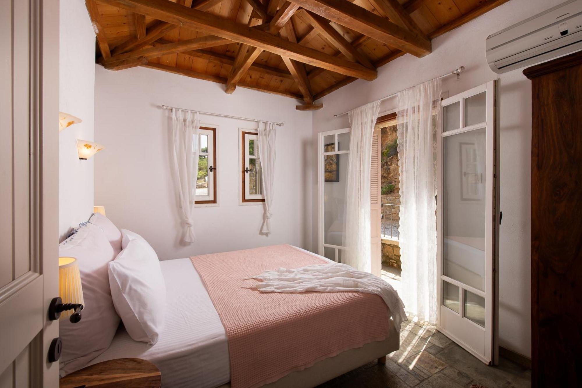Lithea Villas And Studios By The Sea Agios Petros  Esterno foto